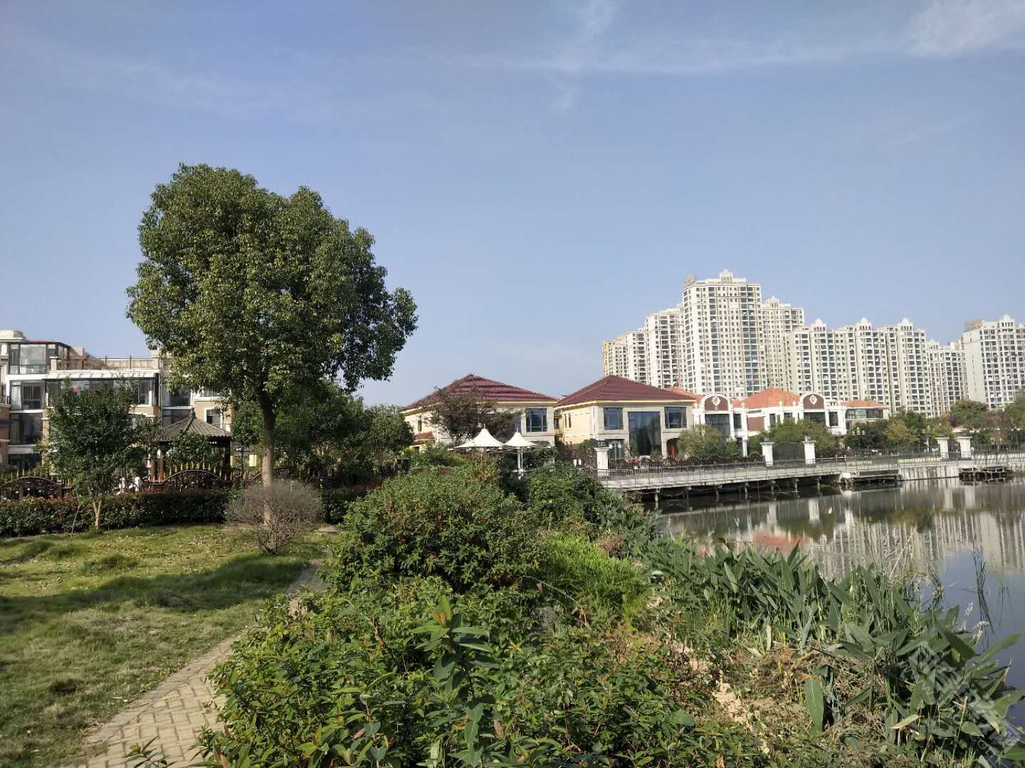 御湖枫景别墅外景【15715286098】.3jpg - 副本.jpg