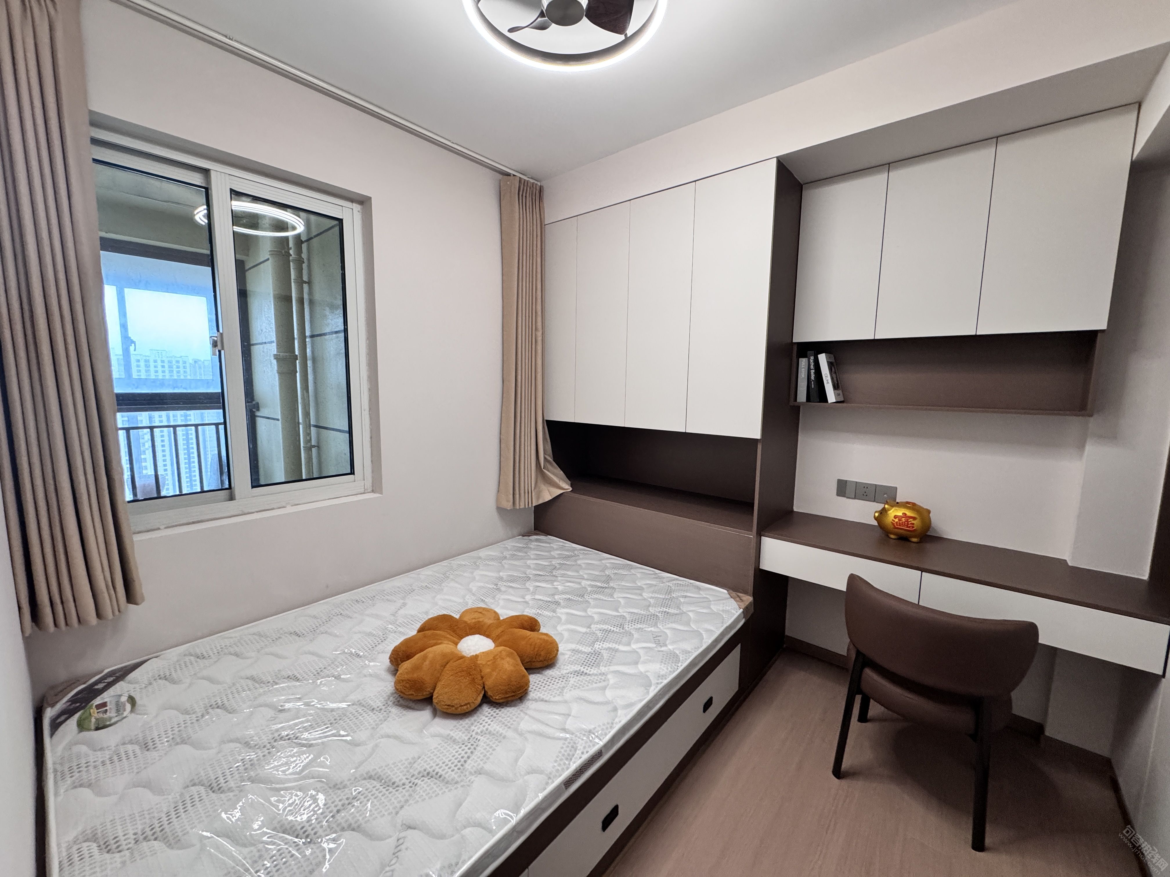 ��Ϫ��������E6��31¥��120ƽ����֤99ƽ 20������������һ����¥�㣬�ɹ�õ�һ�ף���.jpg